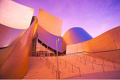 剧情冒险游戏《玩转舞台：互动剧目》今日上线steam 支持中文